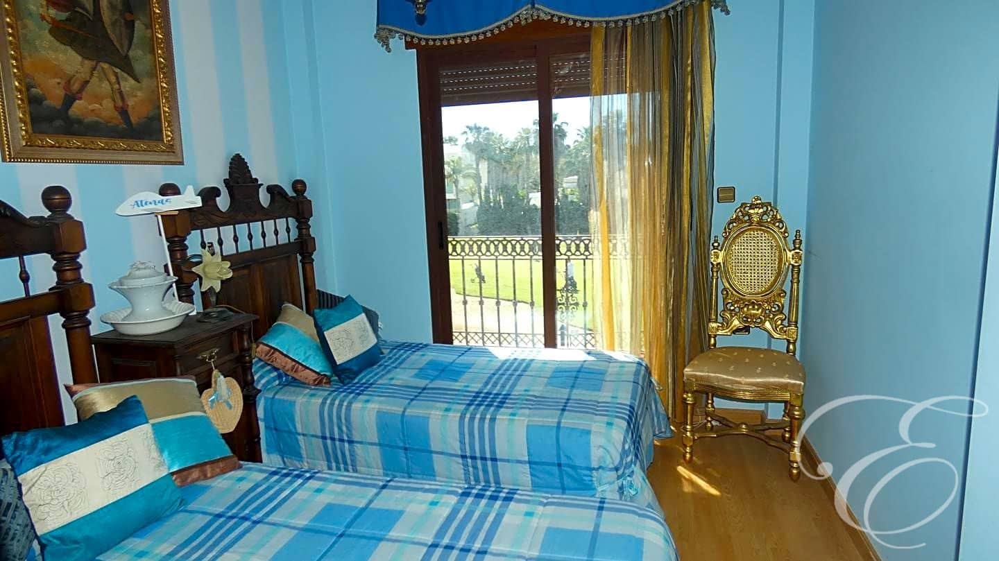 5 slaapkamer Villa te koop in Motril met zwembad garage - € 999.500 (Ref: 8374709)