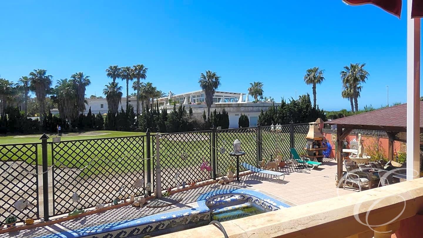 5 slaapkamer Villa te koop in Motril met zwembad garage - € 999.500 (Ref: 8374709)