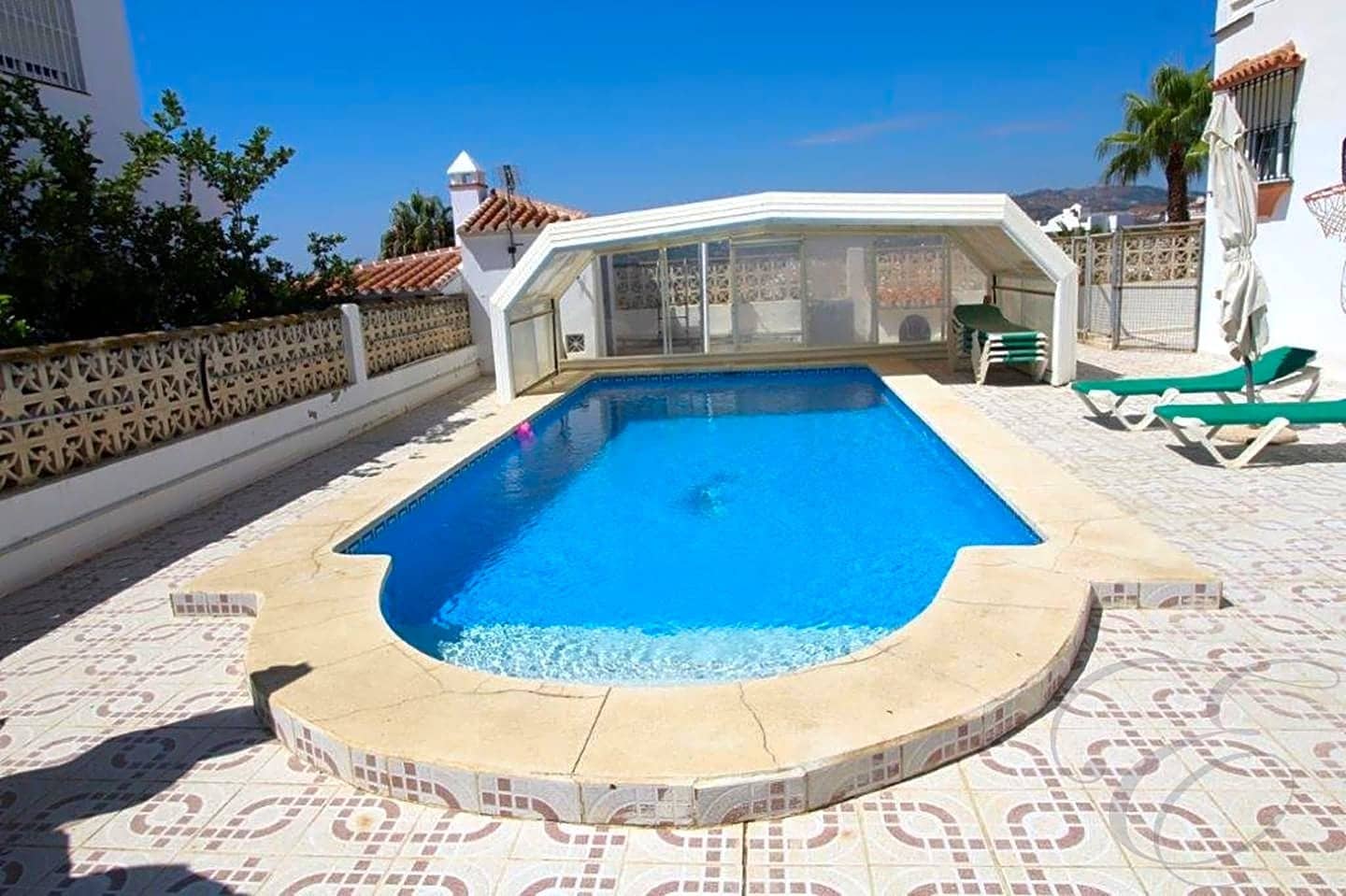 6 soveværelse Villa til salg i Torre del Mar med swimmingpool garage - € 799.000 (Ref: 8397164)