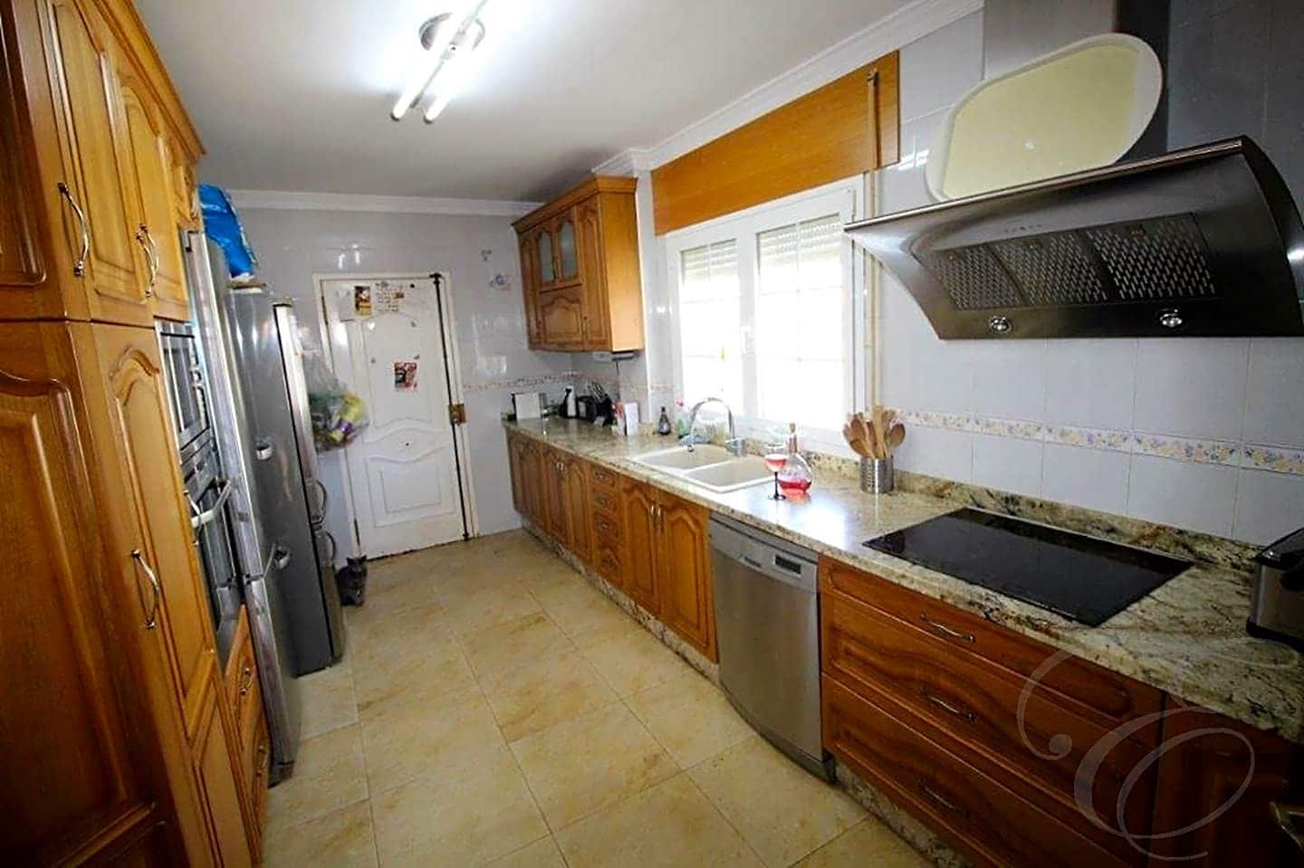 6 soveværelse Villa til salg i Torre del Mar med swimmingpool garage - € 799.000 (Ref: 8397164)