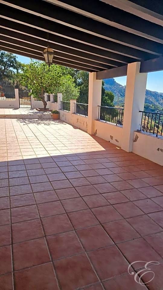 7 soveværelse Finca/Landehus til salg i Comares - € 425.000 (Ref: 8425523)