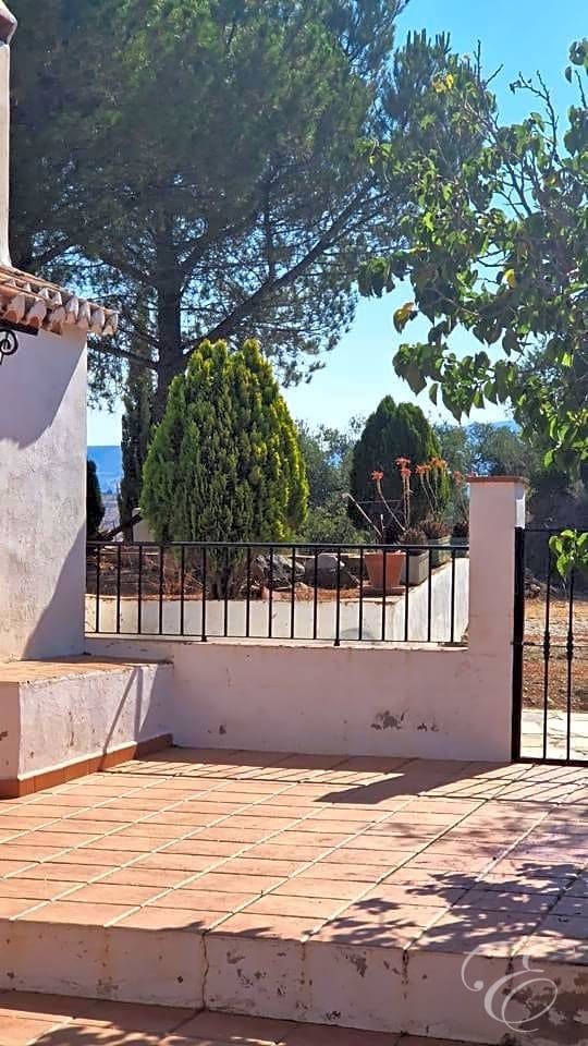 7 soveværelse Finca/Landehus til salg i Comares - € 425.000 (Ref: 8425523)