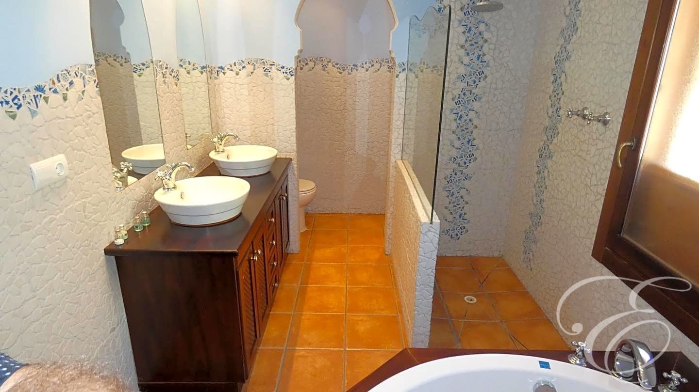 3 quarto Quinta/Casa Rural para venda em Almogia com piscina garagem - 720 000 € (Ref: 8433524)