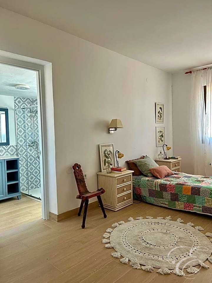 4 slaapkamer Villa te koop in Canillas de Aceituno met zwembad garage - € 449.000 (Ref: 8439623)