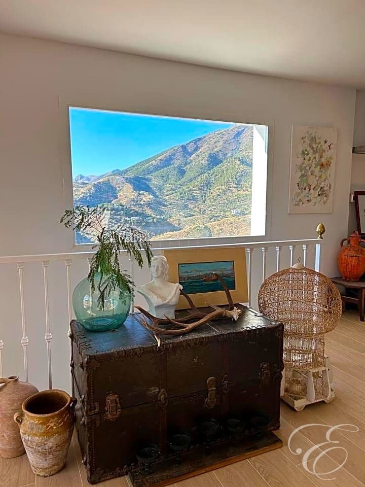 4 slaapkamer Villa te koop in Canillas de Aceituno met zwembad garage - € 449.000 (Ref: 8439623)