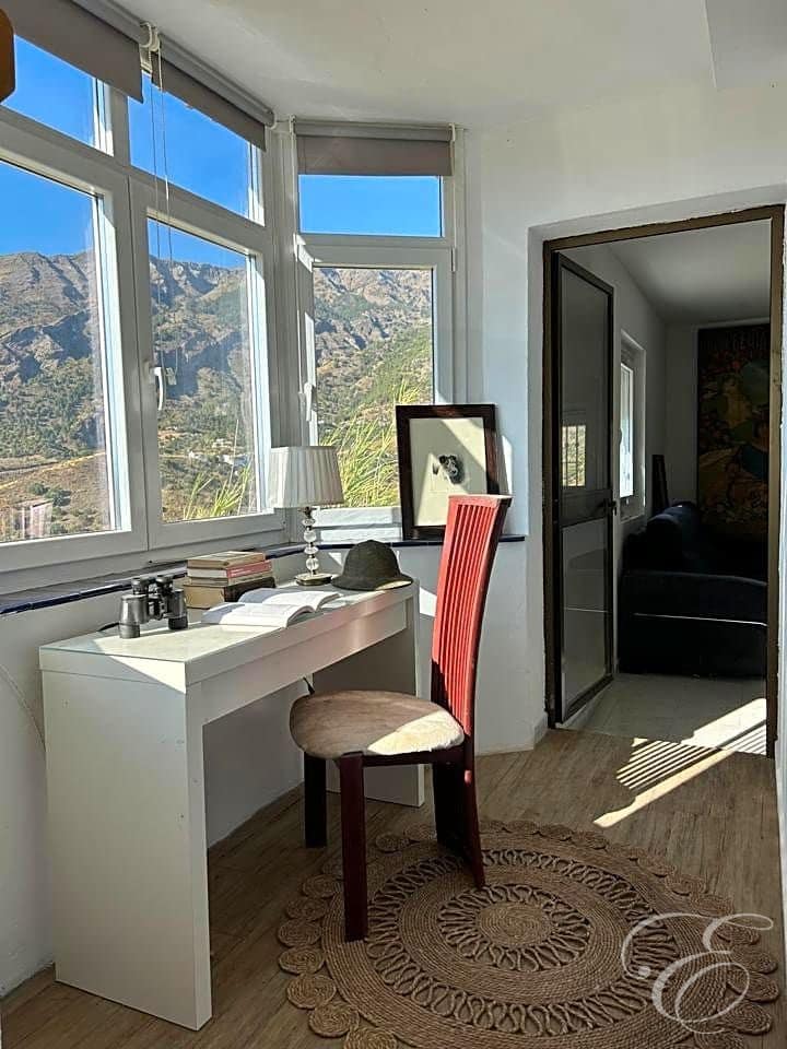 4 slaapkamer Villa te koop in Canillas de Aceituno met zwembad garage - € 449.000 (Ref: 8439623)