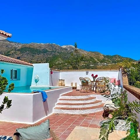 4 slaapkamer Villa te koop in Canillas de Aceituno met zwembad garage - € 449.000 (Ref: 8439623)