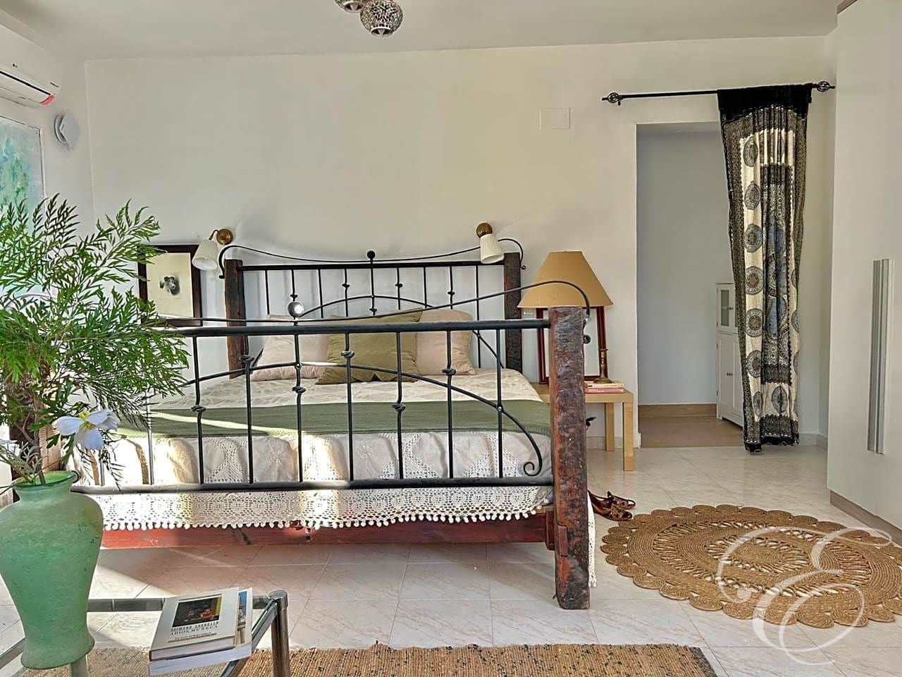 4 slaapkamer Villa te koop in Canillas de Aceituno met zwembad garage - € 449.000 (Ref: 8439623)