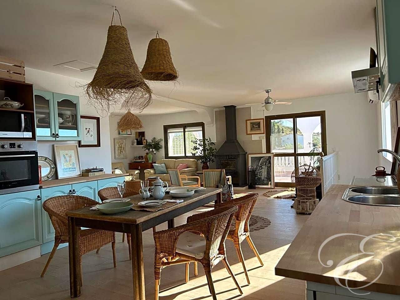 4 slaapkamer Villa te koop in Canillas de Aceituno met zwembad garage - € 449.000 (Ref: 8439623)