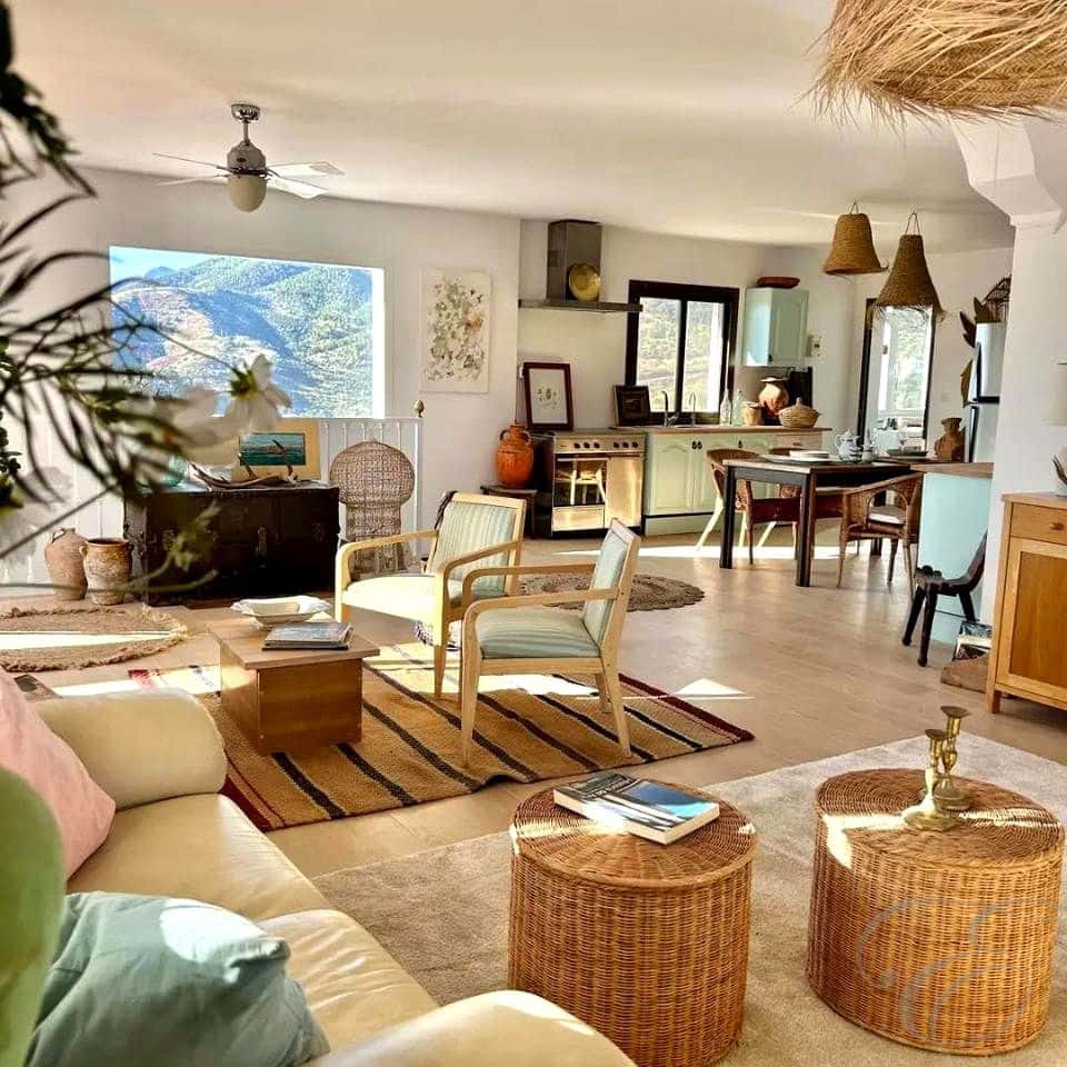 4 slaapkamer Villa te koop in Canillas de Aceituno met zwembad garage - € 449.000 (Ref: 8439623)