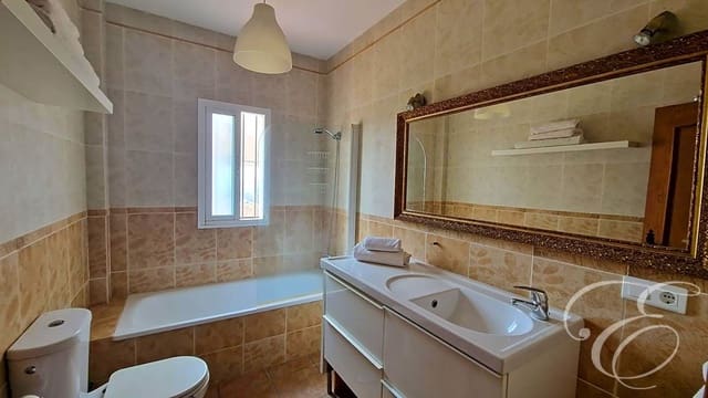 4 camera da letto Finca/Casa di Campagna in vendita in Alcaucín - 295.000 € (Rif: 8447075)