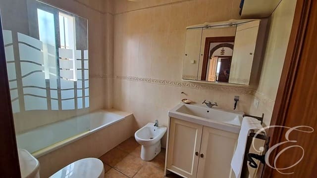 4 camera da letto Finca/Casa di Campagna in vendita in Alcaucín - 295.000 € (Rif: 8447075)