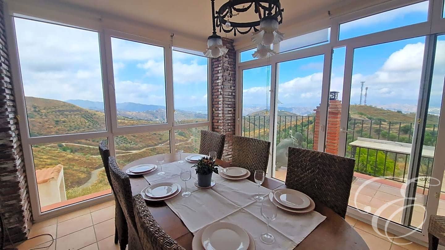 4 makuuhuone Maalaistalo myytävänä paikassa Alcaucin - 295 000 € (Ref: 8447075)