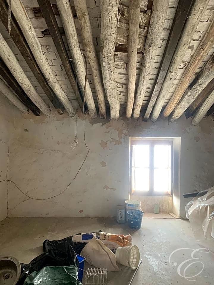 4 soveværelse Villa til salg i Alfarnate - € 75.000 (Ref: 8458893)