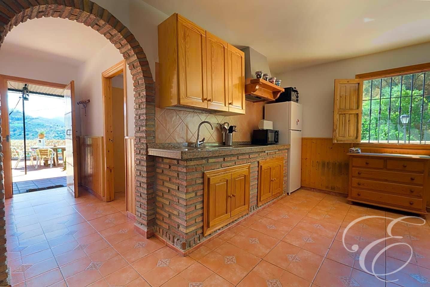 3 sypialnia Finka/Dom wiejski na sprzedaż w Sayalonga z basenem garażem - 365 000 € (Ref: 8486861)