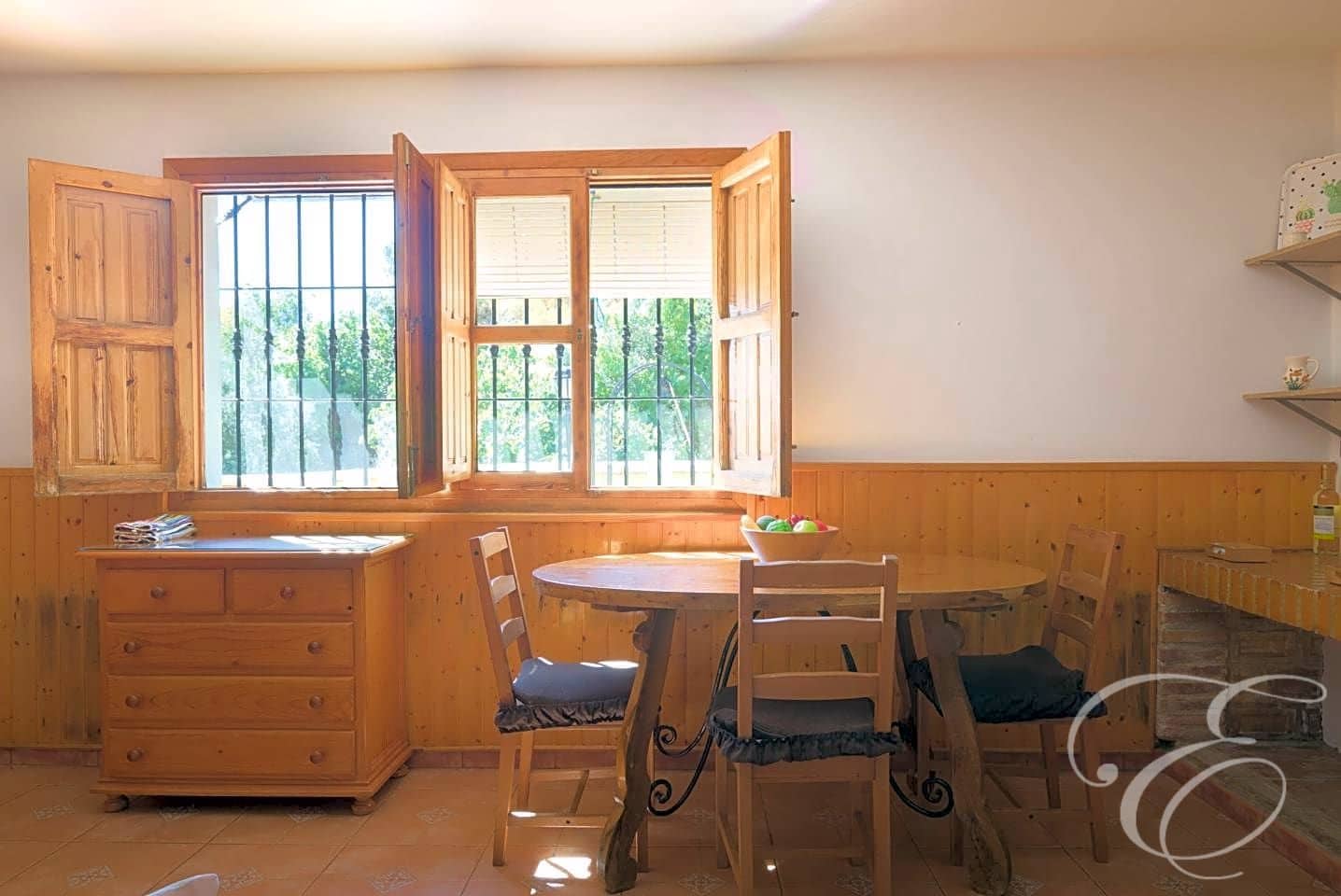 3 sypialnia Finka/Dom wiejski na sprzedaż w Sayalonga z basenem garażem - 365 000 € (Ref: 8486861)