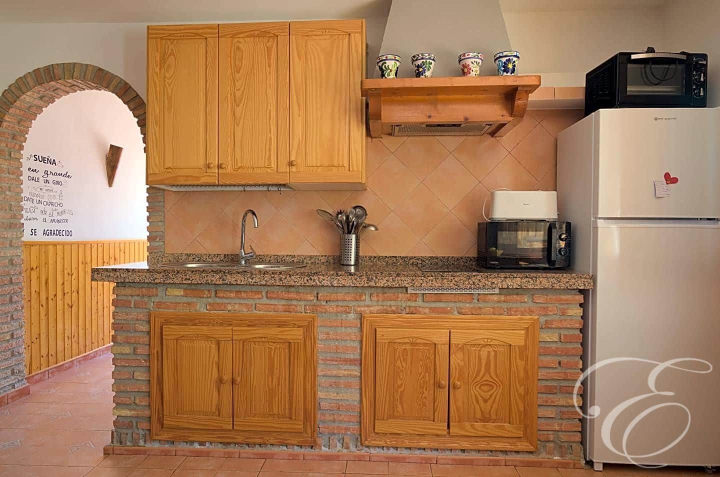 3 sypialnia Finka/Dom wiejski na sprzedaż w Sayalonga z basenem garażem - 365 000 € (Ref: 8486861)