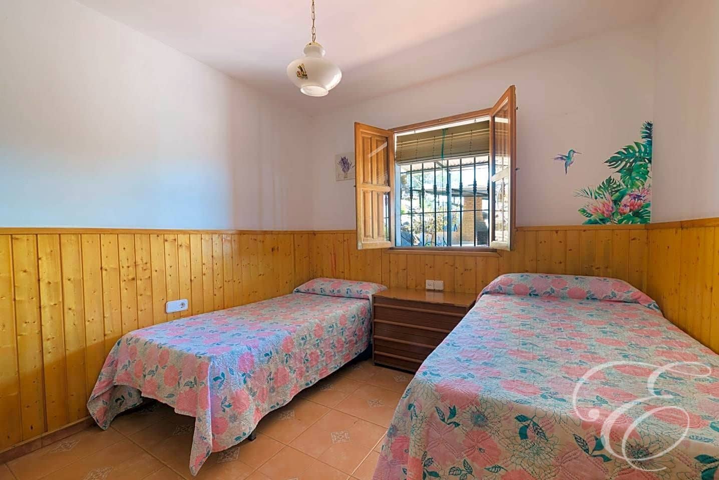 3 sypialnia Finka/Dom wiejski na sprzedaż w Sayalonga z basenem garażem - 365 000 € (Ref: 8486861)