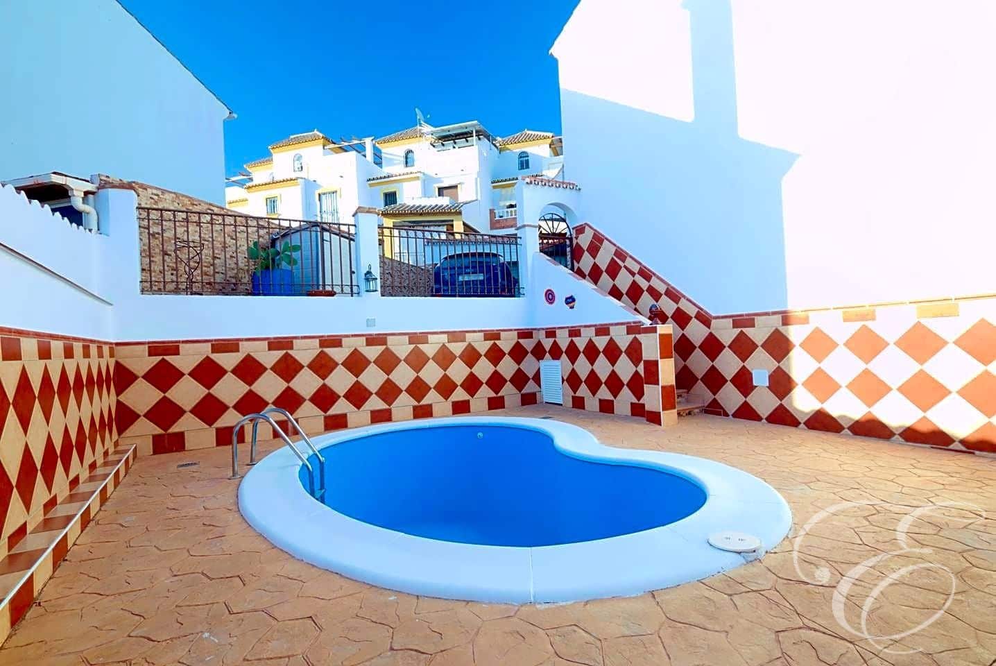 3 chambre Villa/Maison à vendre à Torre del Mar avec piscine garage - 410 000 € (Ref: 8488287)