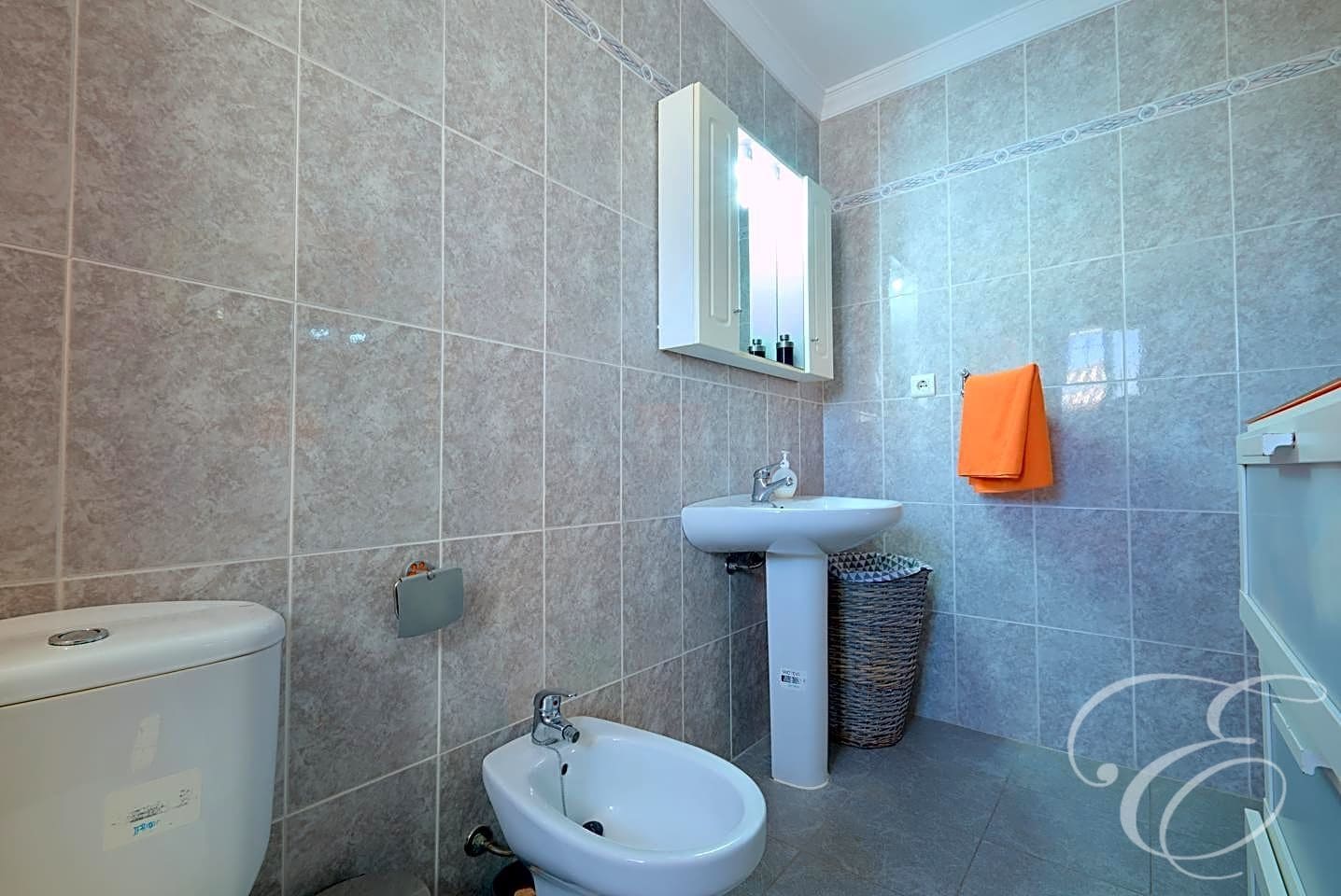 3 chambre Villa/Maison à vendre à Torre del Mar avec piscine garage - 410 000 € (Ref: 8488287)