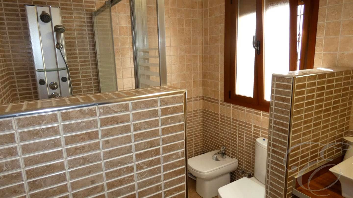 4 soveværelse Villa til salg i Alfarnate - € 175.000 (Ref: 8555662)