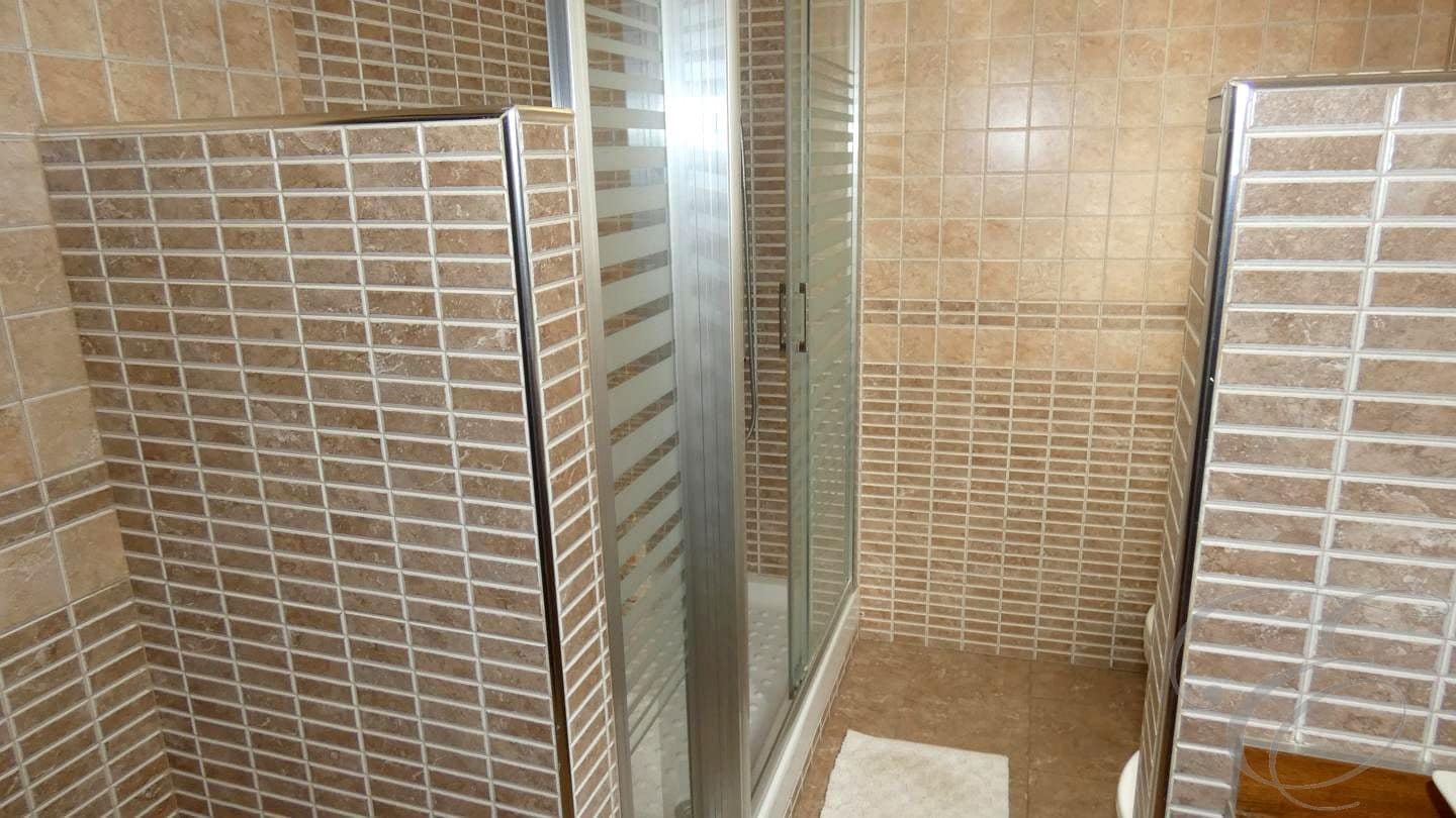 4 soveværelse Villa til salg i Alfarnate - € 175.000 (Ref: 8555662)