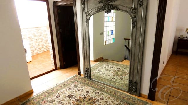 4 sovrum Villa till salu i Alfarnate - 175 000 € (Ref: 8555662)