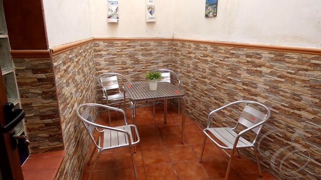 4 sovrum Villa till salu i Alfarnate - 175 000 € (Ref: 8555662)