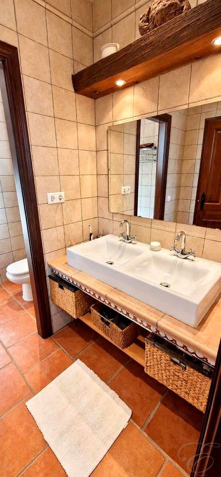 5 sypialnia Finka/Dom wiejski na sprzedaż w Velez-Malaga z basenem garażem - 695 000 € (Ref: 8560439)