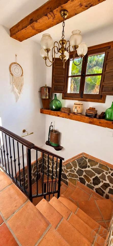 5 sypialnia Finka/Dom wiejski na sprzedaż w Velez-Malaga z basenem garażem - 695 000 € (Ref: 8560439)