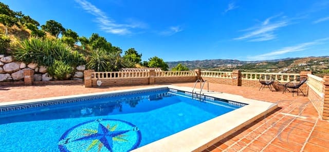 5 sovrum Finca/Hus på landet till salu i Vélez-Málaga med pool garage - 695 000 € (Ref: 8560439)