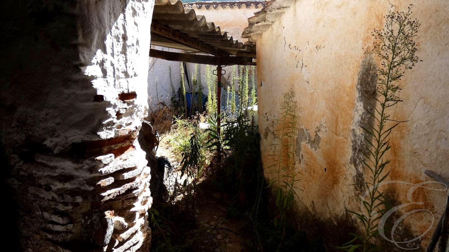 5 soveværelse Finca/Landehus til salg i Alcaucin - € 228.000 (Ref: 8562530)