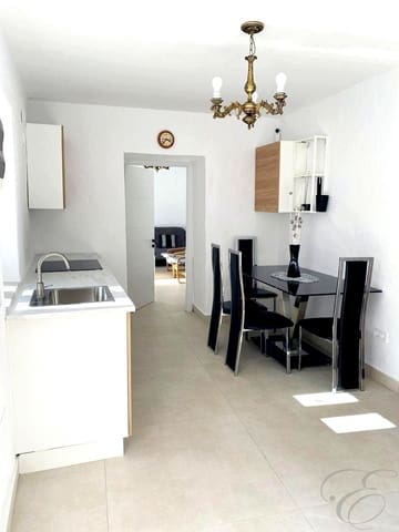 3 slaapkamer Villa te koop in Vélez-Málaga - € 165.000 (Ref: 8596513)