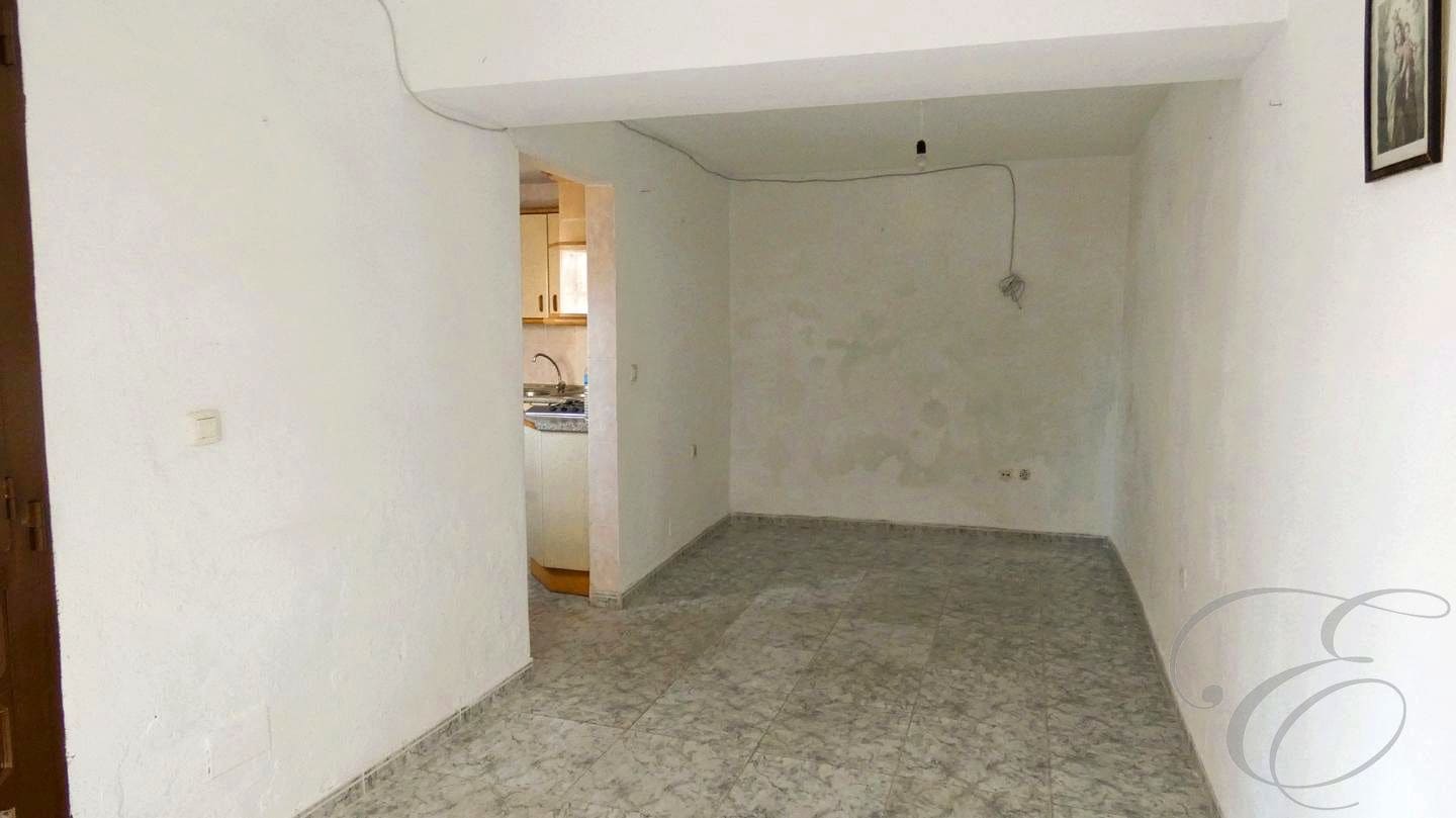 3 soveværelse Villa til salg i Benamargosa - € 82.500 (Ref: 8635416)
