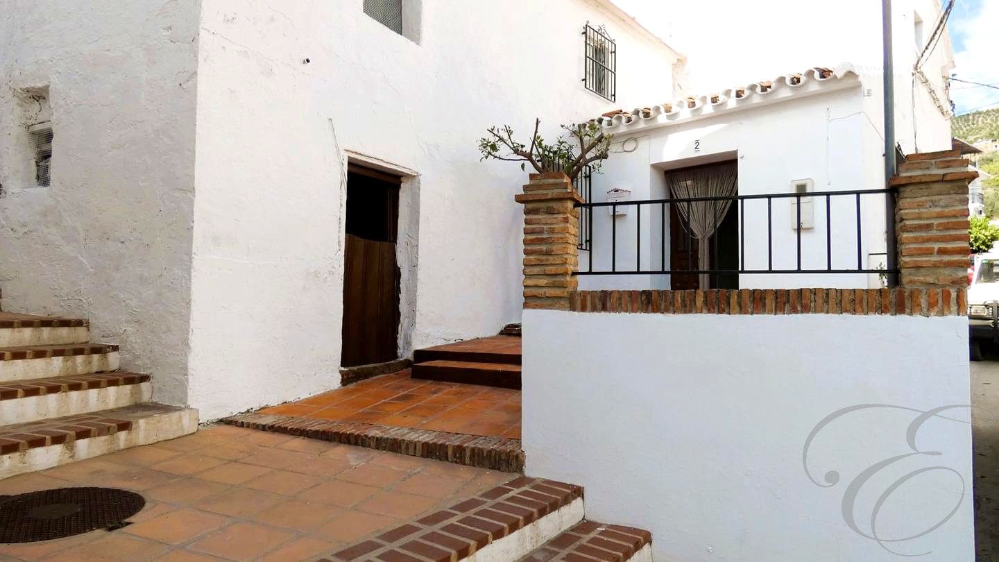 3 soveværelse Villa til salg i Benamargosa - € 82.500 (Ref: 8635416)