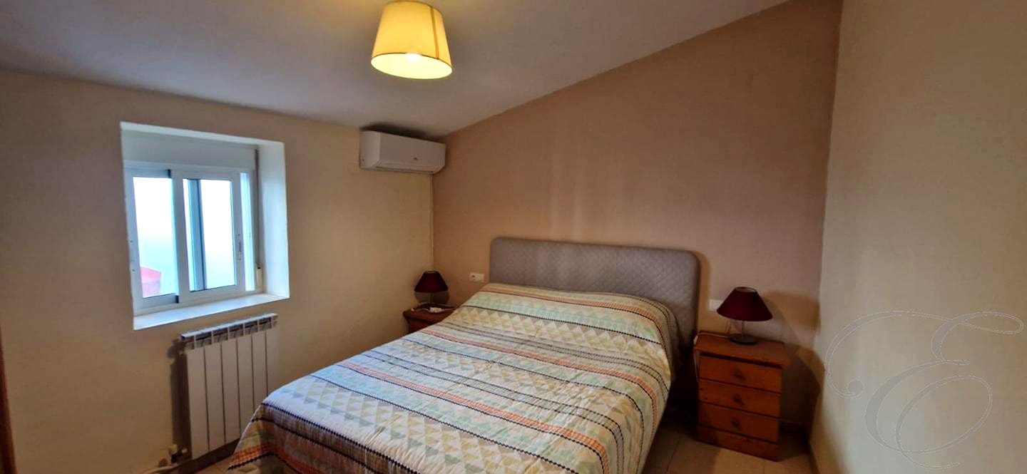 4 quarto Moradia para venda em Velez-Malaga - 199 999 € (Ref: 8665810)