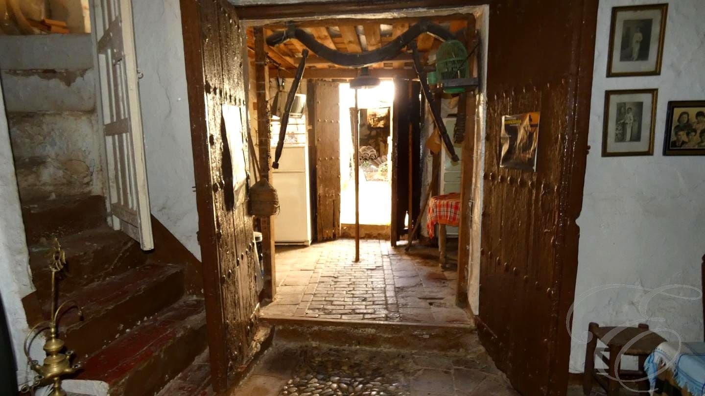 6 soveværelse Villa til salg i Riogordo - € 99.900 (Ref: 8666524)