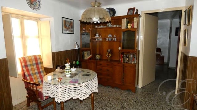 6 soveværelse Villa til salg i Riogordo - € 99.900 (Ref: 8666524)