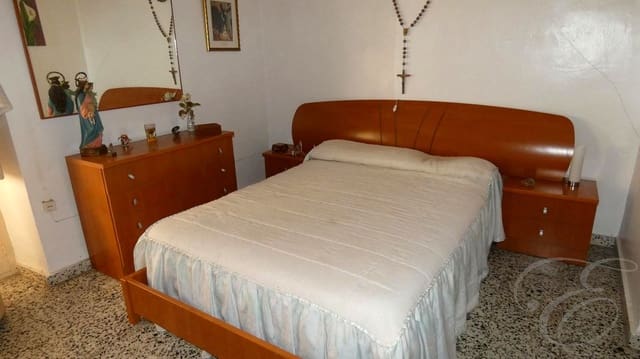 6 soveværelse Villa til salg i Riogordo - € 99.900 (Ref: 8666524)