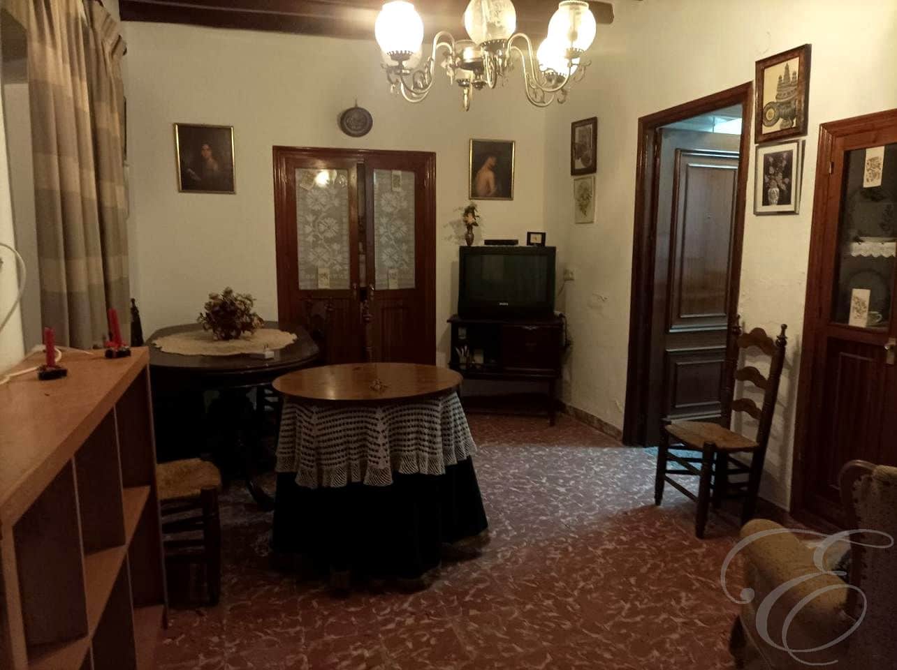 5 soveværelse Villa til salg i Benamargosa - € 99.000 (Ref: 8700104)