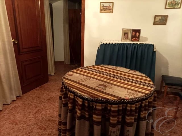 5 soveværelse Villa til salg i Benamargosa - € 99.000 (Ref: 8700104)