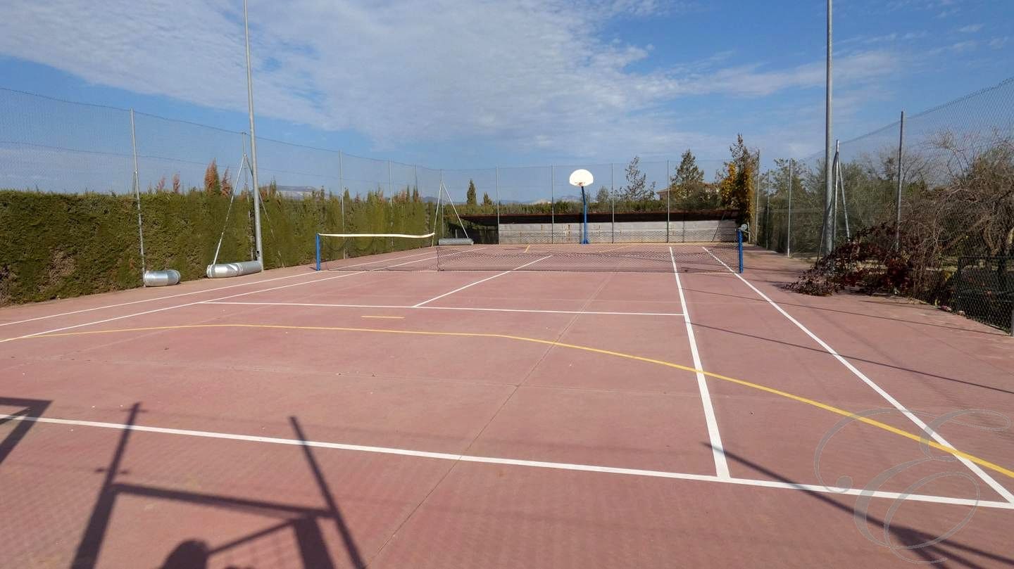 3 soverom Villa til salgs i Moraleda de Zafayona med svømmebasseng garasje - € 585 000 (Ref: 8724789)