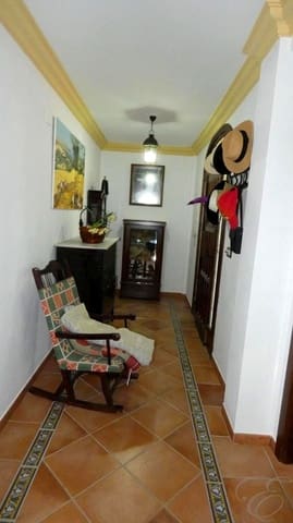 3 soverom Villa til salgs i Moraleda de Zafayona med svømmebasseng garasje - € 585 000 (Ref: 8724789)