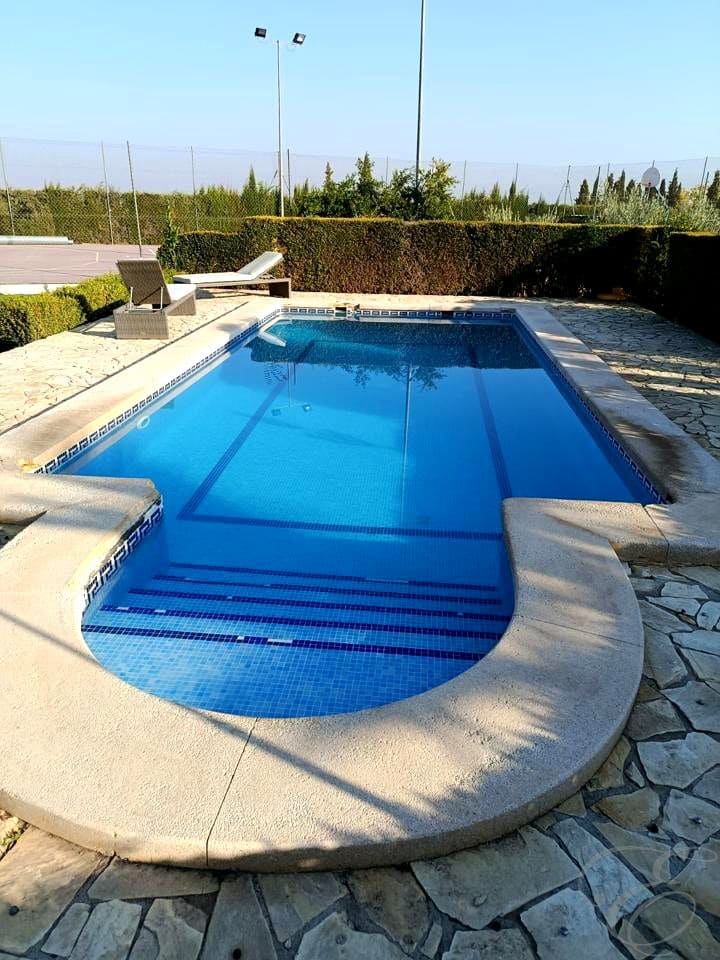 3 soverom Villa til salgs i Moraleda de Zafayona med svømmebasseng garasje - € 585 000 (Ref: 8724789)