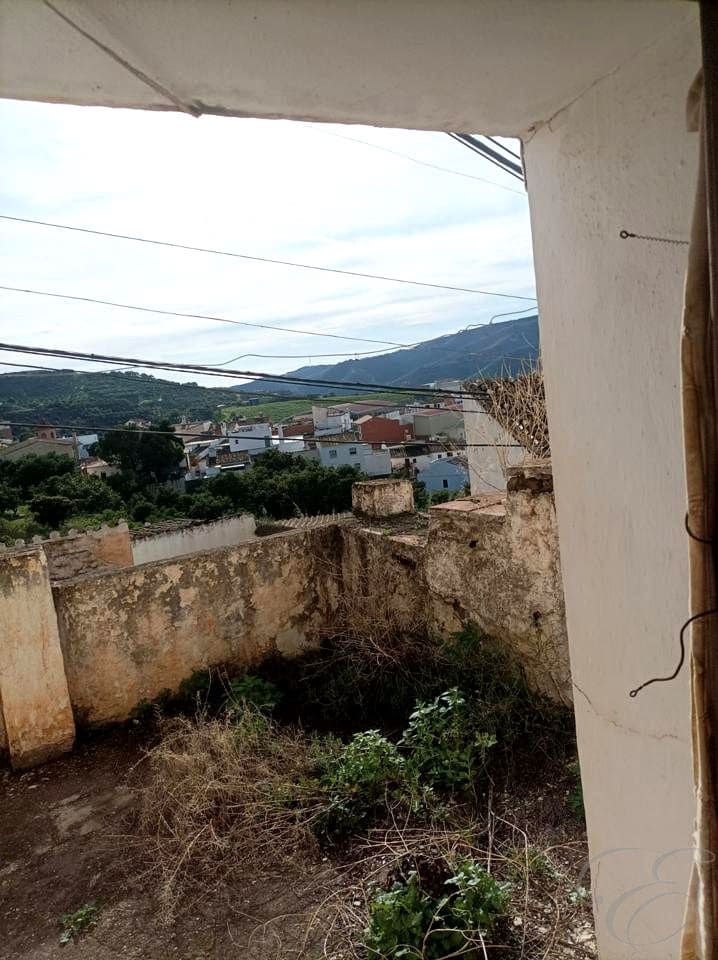 2 soveværelse Villa til salg i Benamargosa - € 36.000 (Ref: 8734764)