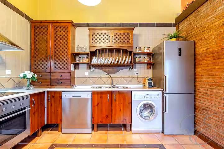 2 sypialnia Willa na sprzedaż w Casabermeja z basenem garażem - 375 000 € (Ref: 8742275)