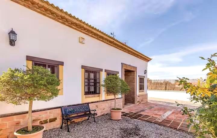 2 sypialnia Willa na sprzedaż w Casabermeja z basenem garażem - 375 000 € (Ref: 8742275)