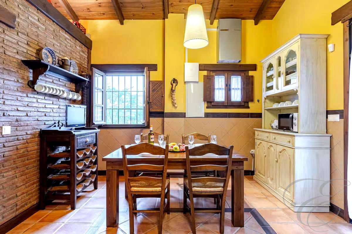 2 sypialnia Willa na sprzedaż w Casabermeja z basenem garażem - 375 000 € (Ref: 8742275)