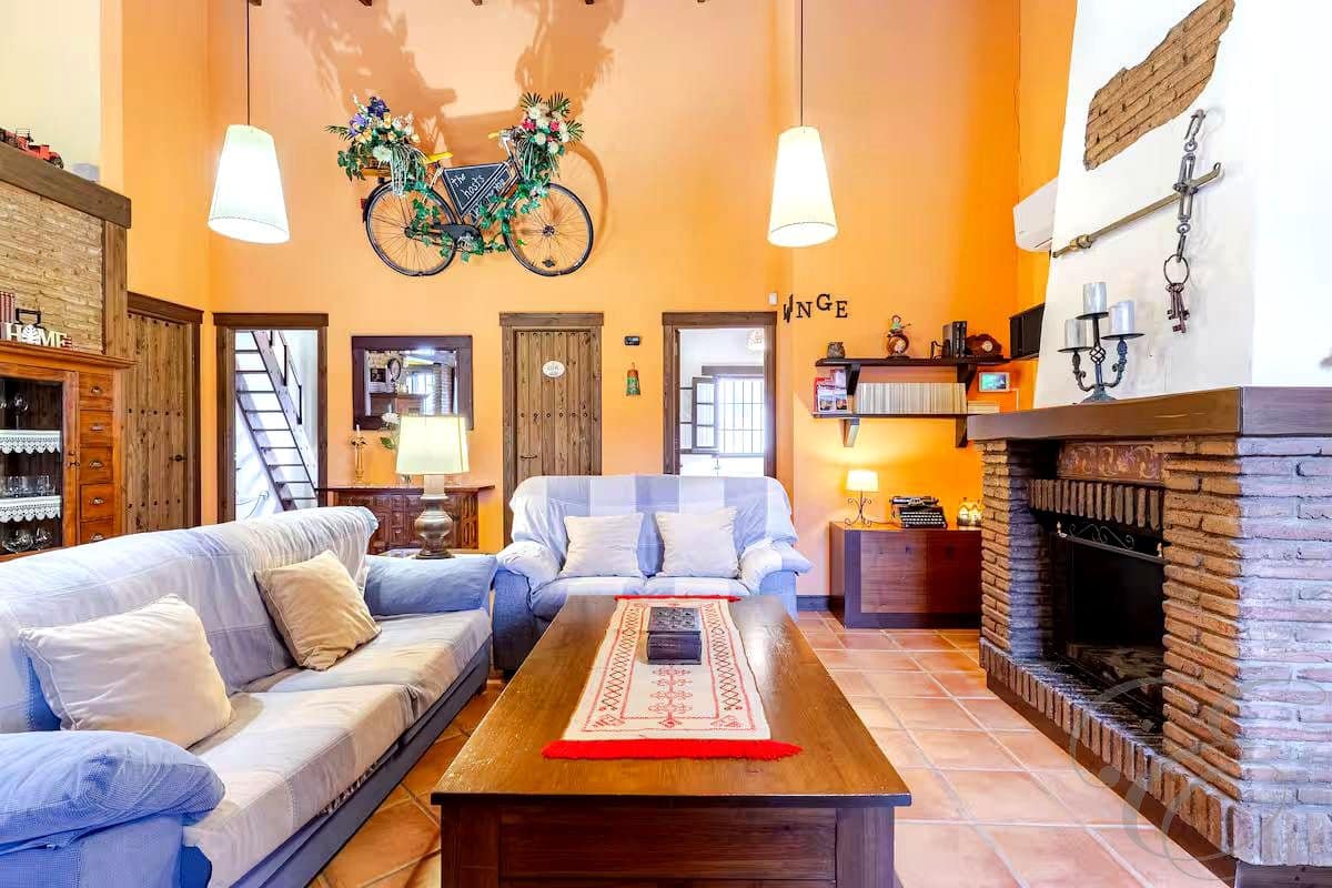 2 sypialnia Willa na sprzedaż w Casabermeja z basenem garażem - 375 000 € (Ref: 8742275)