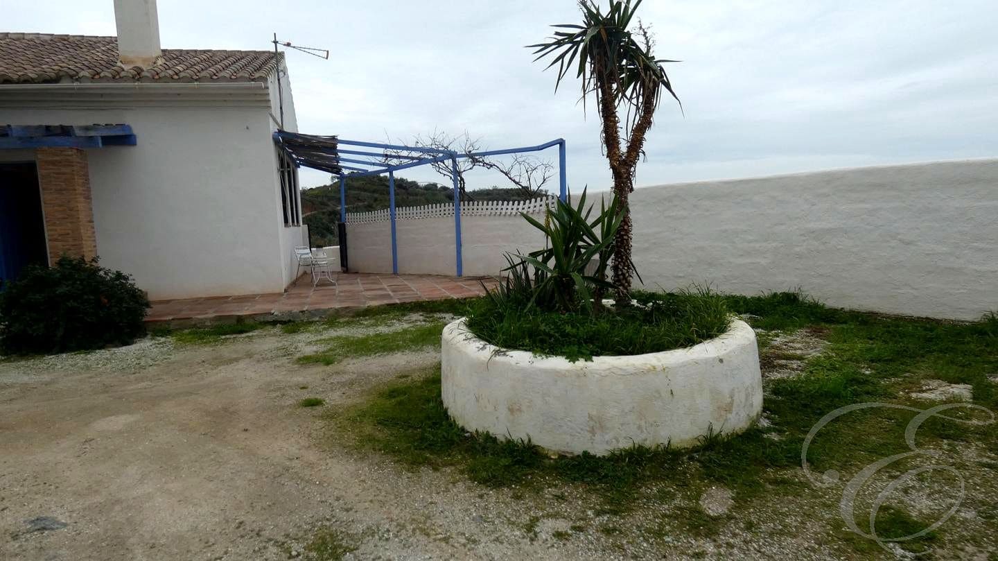 4 sypialnia Finka/Dom wiejski na sprzedaż w Canillas de Aceituno - 265 000 € (Ref: 8769509)